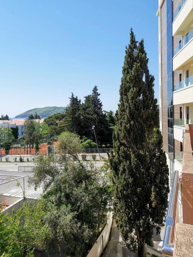 Hotel Suzana Budva Eksteriør bilde