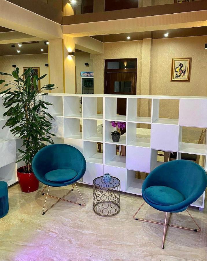 Hotel Suzana Budva Eksteriør bilde