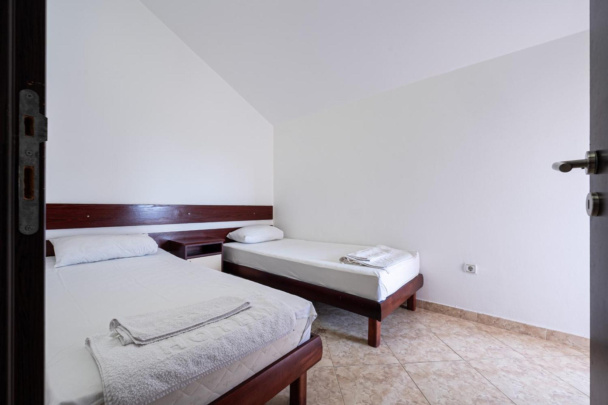Hotel Suzana Budva Rom bilde