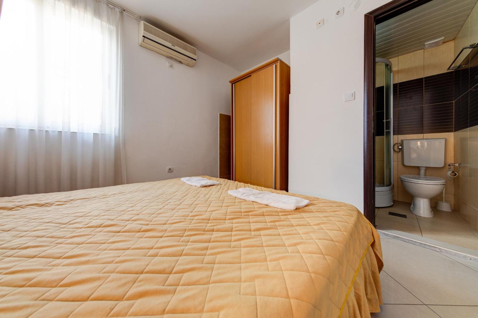 Hotel Suzana Budva Rom bilde